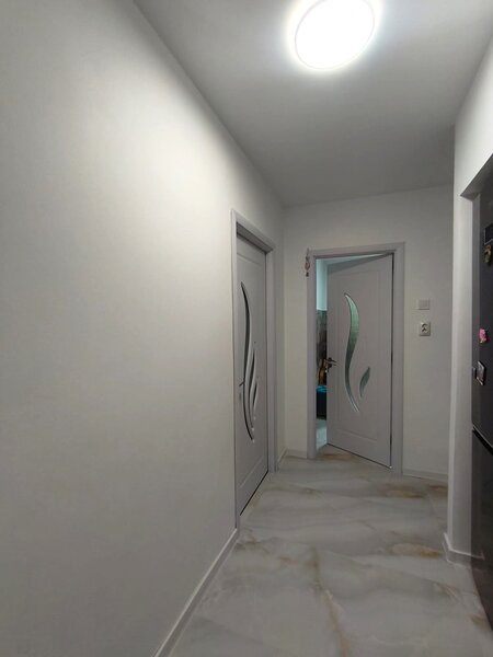 Berceni, Obregia, 52 mp, comision 0%, 86.000 EUR.